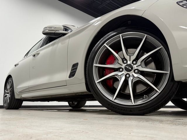 2025 Genesis G70 2.5T