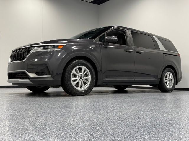 2022 Kia Carnival LXS