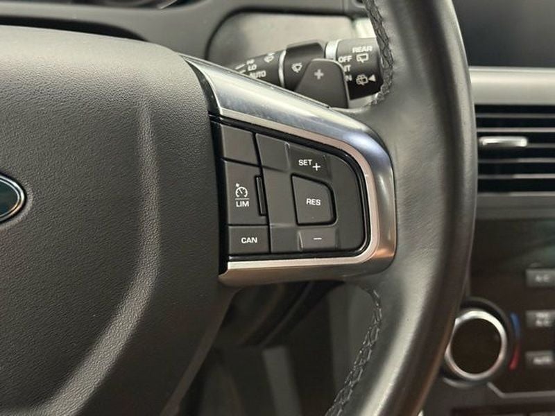 2019 Land Rover Discovery Sport HSE Luxury