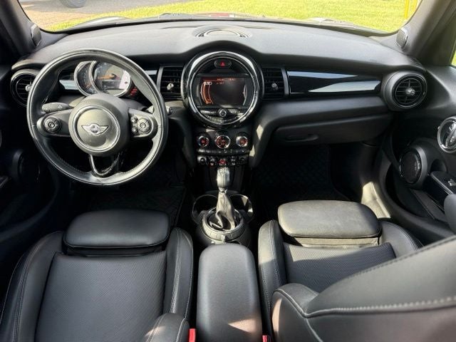 2016 MINI Cooper S Base