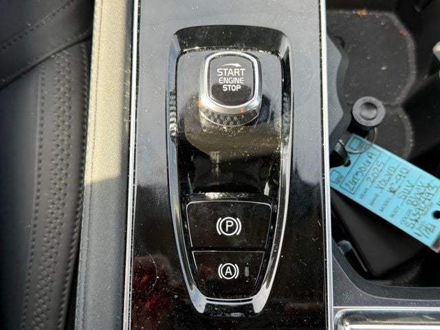 2025 Volvo XC90 B6 Plus 7-Seater 2025.5