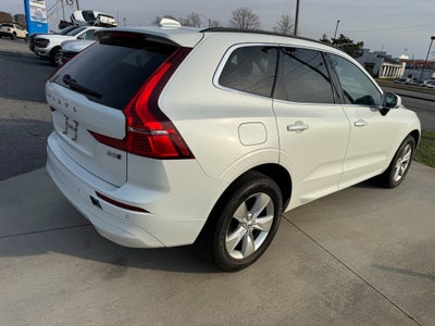 2022 Volvo XC60 Momentum