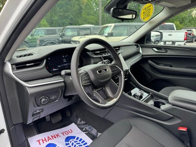 2024 Jeep Grand Cherokee L Laredo