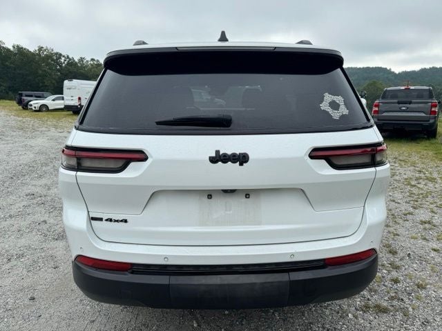 2022 Jeep Grand Cherokee L Altitude