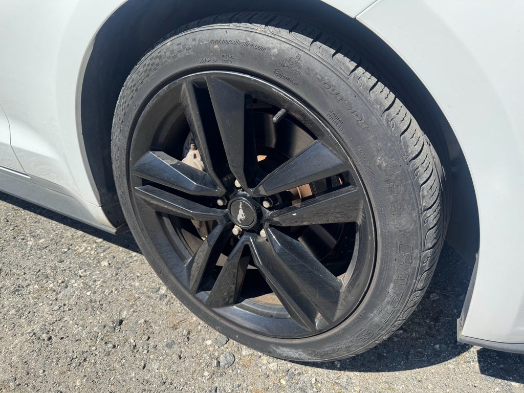 2015 Ford Mustang EcoBoost Premium