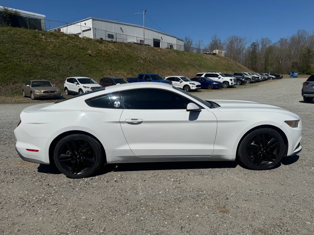 2015 Ford Mustang EcoBoost Premium