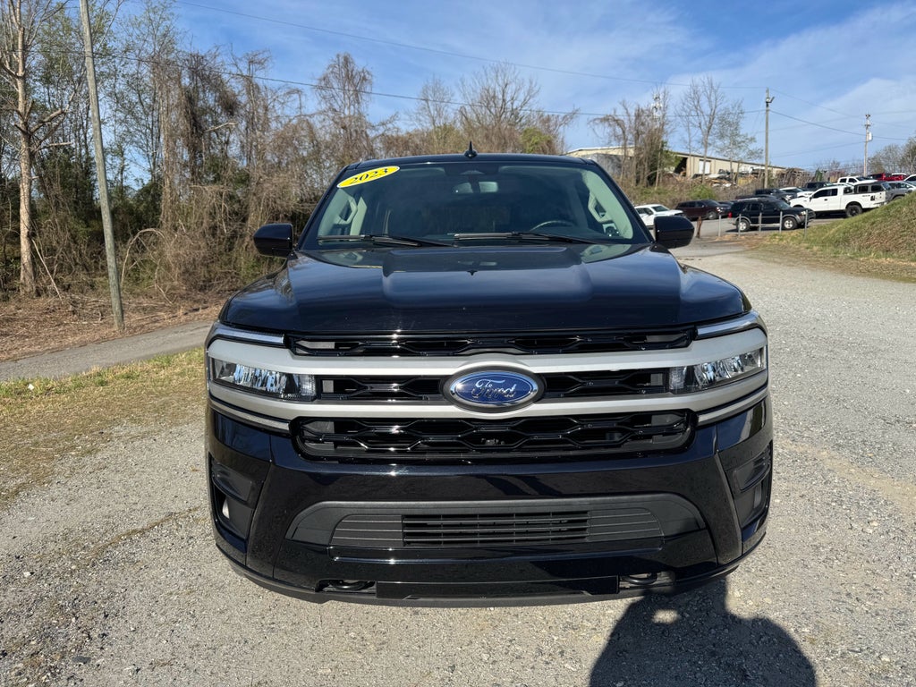2023 Ford Expedition Max XLT