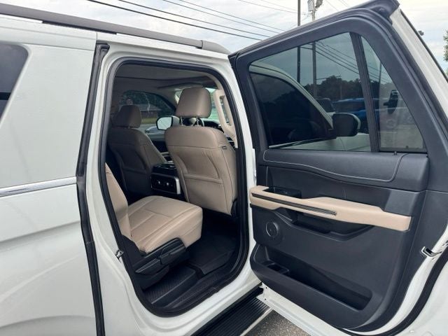 2022 Ford Expedition Max XLT