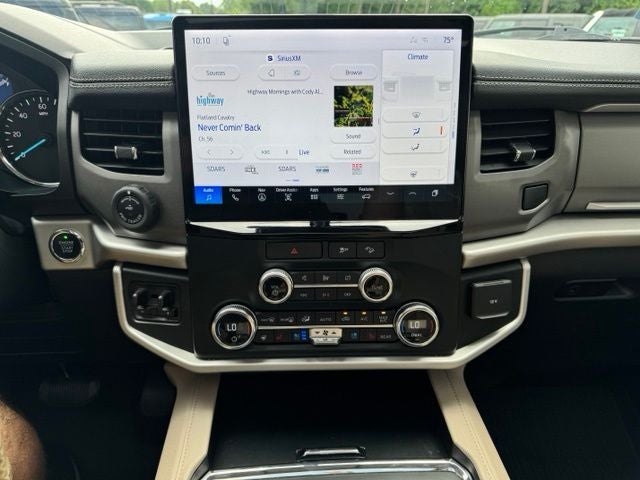 2022 Ford Expedition Max XLT