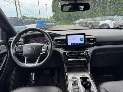 2023 Ford Explorer ST-Line
