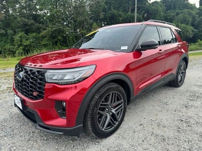 2025 Ford Explorer ST