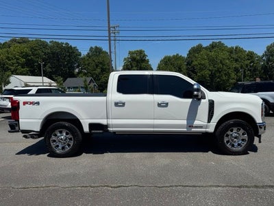 2024 Ford F-350SD Lariat