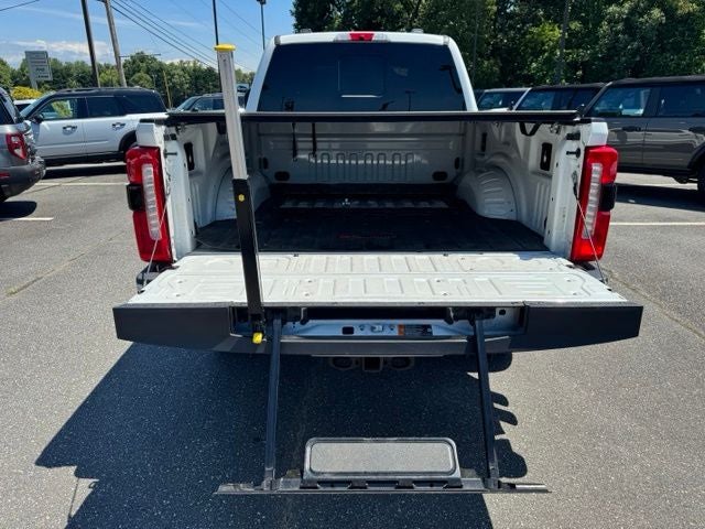 2024 Ford F-350SD Lariat