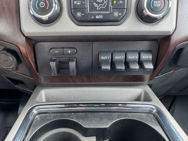 2015 Ford F-350SD Lariat
