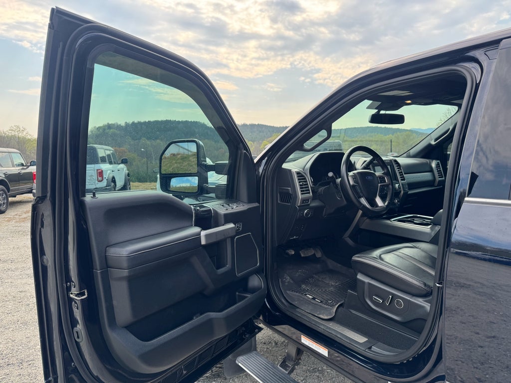 2021 Ford F-450SD Platinum