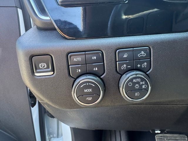 2025 Chevrolet Silverado 3500HD LTZ