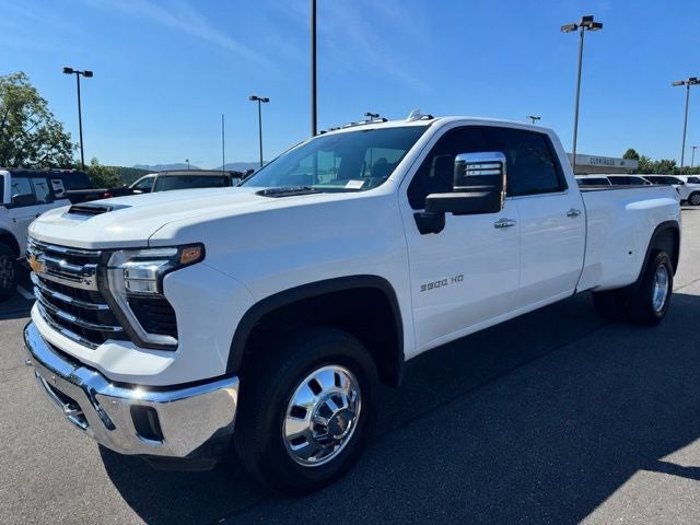 2025 Chevrolet Silverado 3500HD LTZ