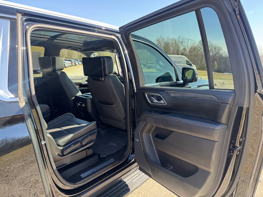 2023 GMC Yukon XL SLT