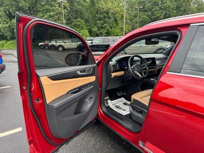 2024 Volkswagen Atlas Cross Sport 2.0T SEL R-Line
