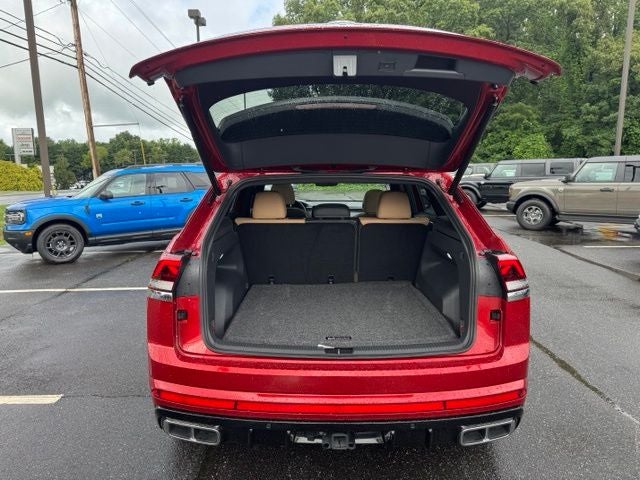 2024 Volkswagen Atlas Cross Sport 2.0T SEL R-Line