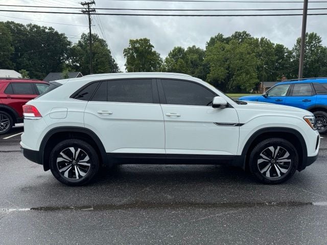 2025 Volkswagen Atlas Cross Sport 2.0T SE