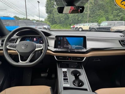 2025 Volkswagen Atlas Cross Sport 2.0T SE