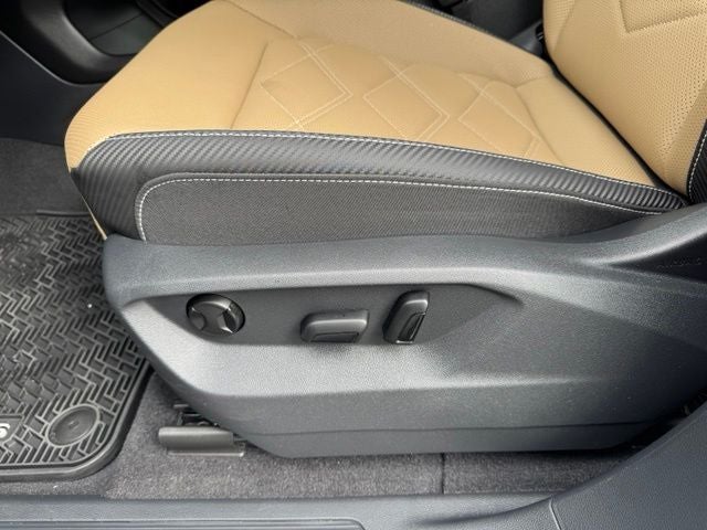 2025 Volkswagen Atlas Cross Sport 2.0T SE