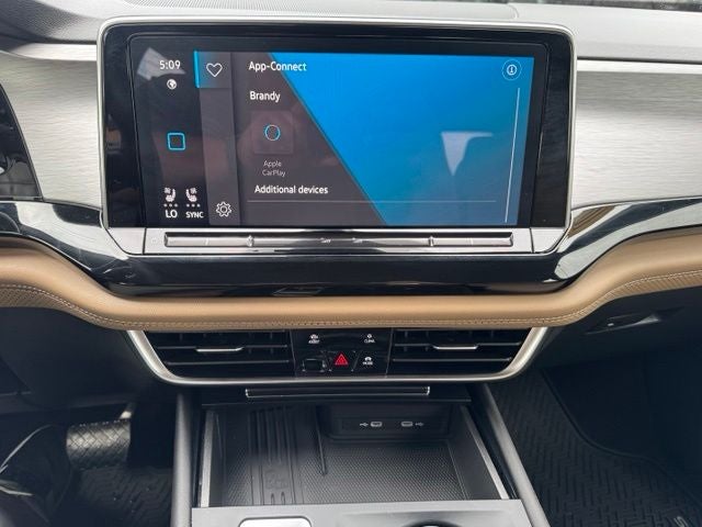 2025 Volkswagen Atlas Cross Sport 2.0T SE