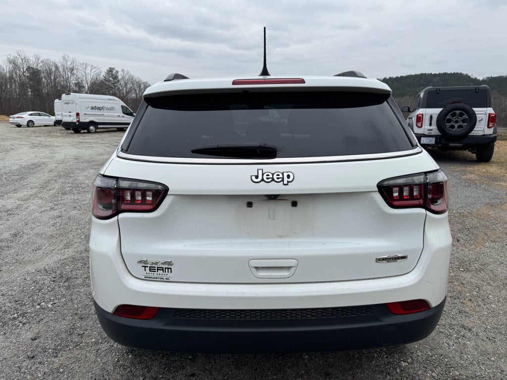 2022 Jeep Compass Latitude Lux