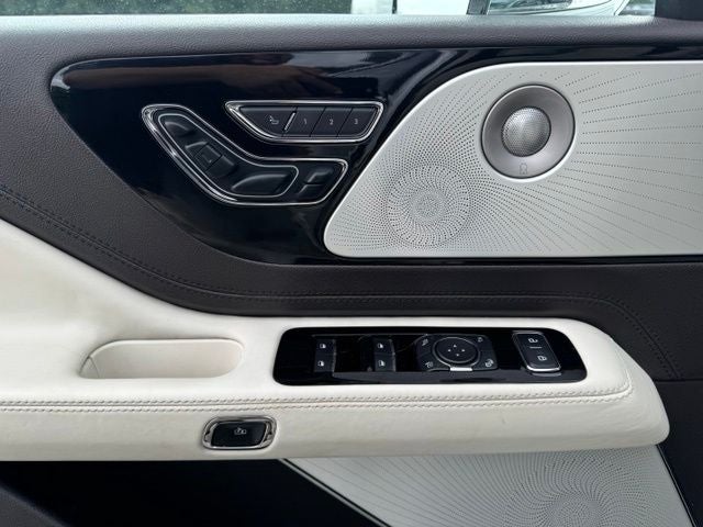 2020 Lincoln Aviator Plug-In Hybrid Black Label Grand Touring