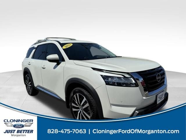 2023 Nissan Pathfinder Platinum