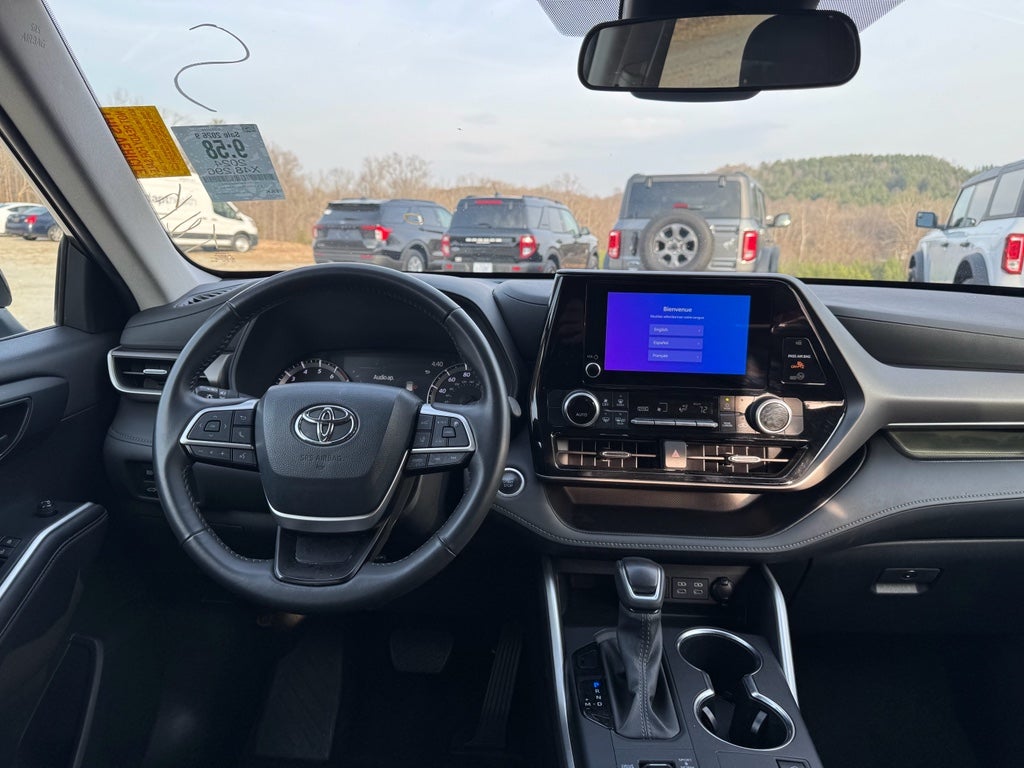 2024 Toyota Highlander LE