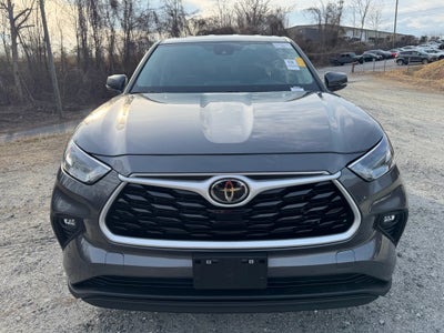 2024 Toyota Highlander LE