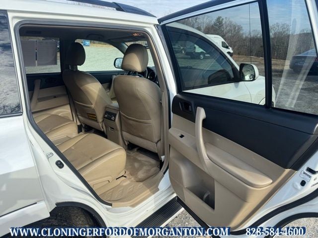 2010 Toyota Highlander Base