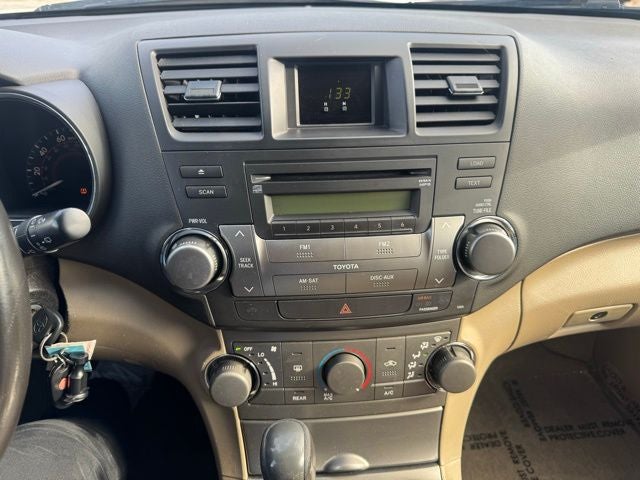 2010 Toyota Highlander Base