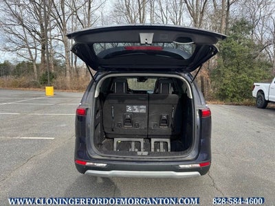 2023 Kia Carnival LX