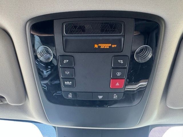 2025 Kia Carnival LXS