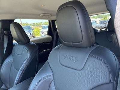 2022 Jeep Cherokee Latitude Lux