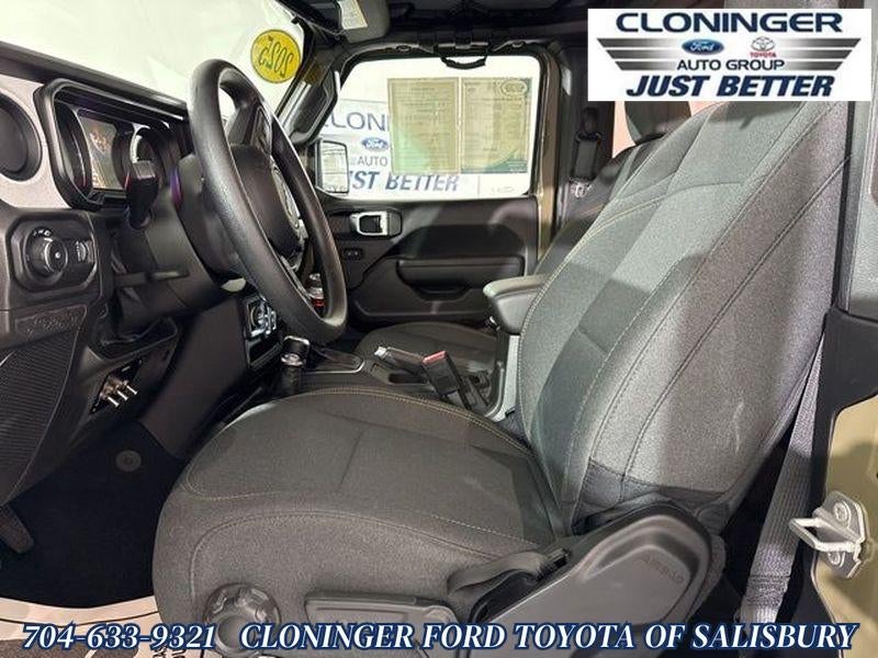 2025 Jeep Wrangler Sport