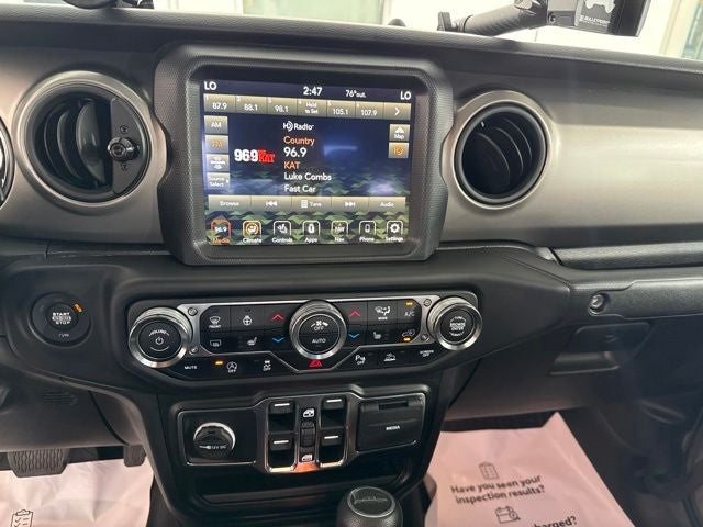 2021 Jeep Gladiator Sport