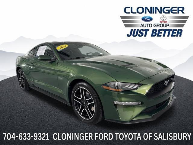 2022 Ford Mustang EcoBoost