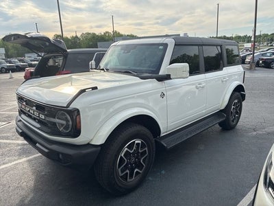 2025 Ford Bronco Outer Banks