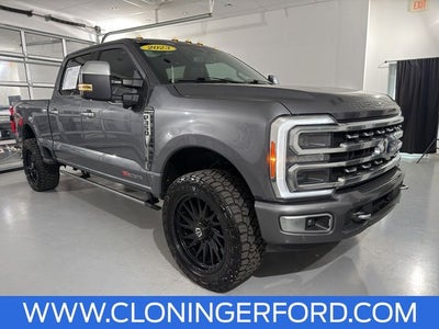 2023 Ford F-350SD Platinum
