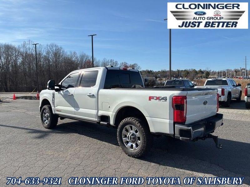 2023 Ford F-350SD Lariat