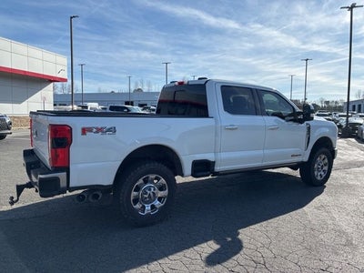 2023 Ford F-350SD Lariat