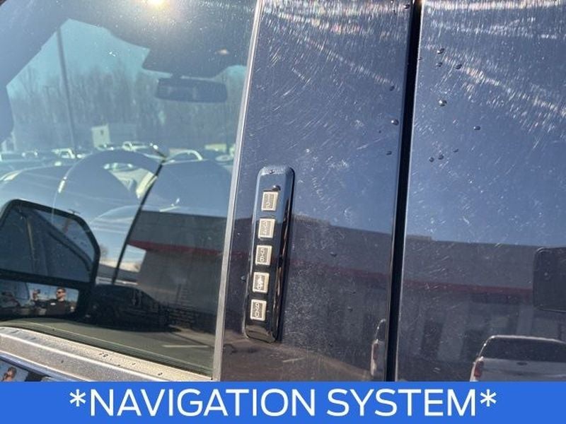 2022 Ford F-350SD Lariat DUALLY