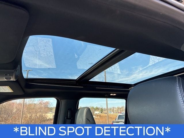 2022 Ford F-350SD Lariat DUALLY