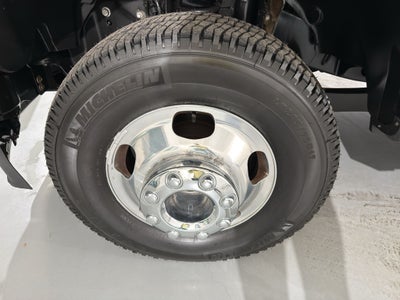 2022 Ford F-350 LARIAT