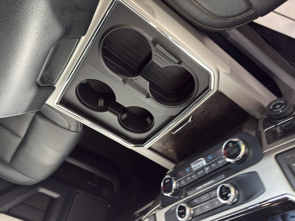 2022 Ford F-350 LARIAT