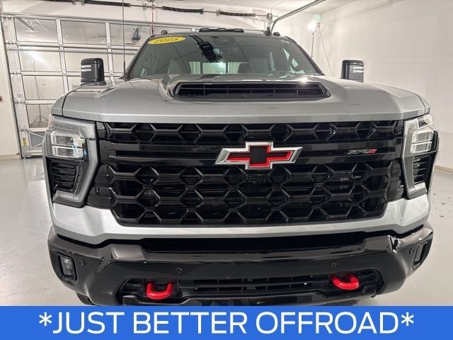 2025 Chevrolet Silverado 2500HD ZR2